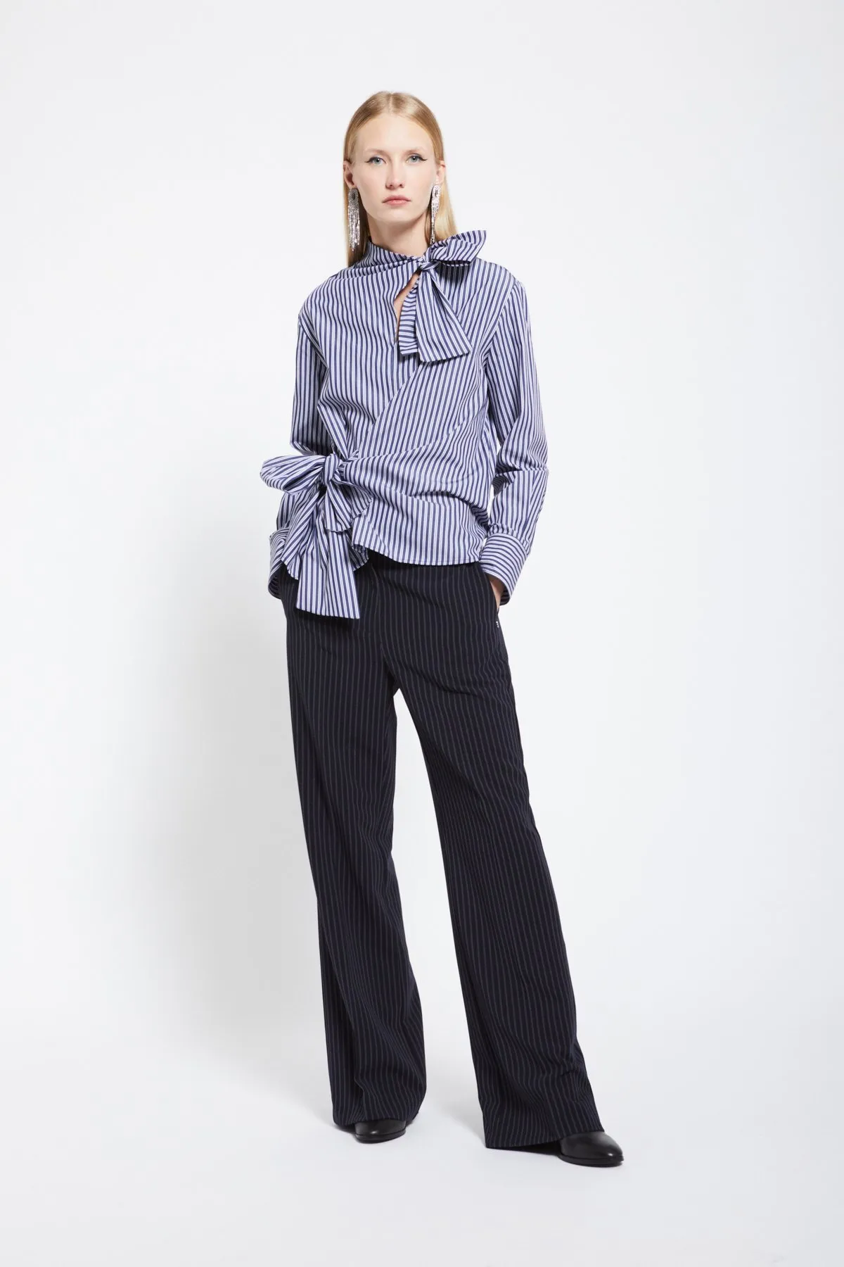 Camicia in cotone con fiocchi    