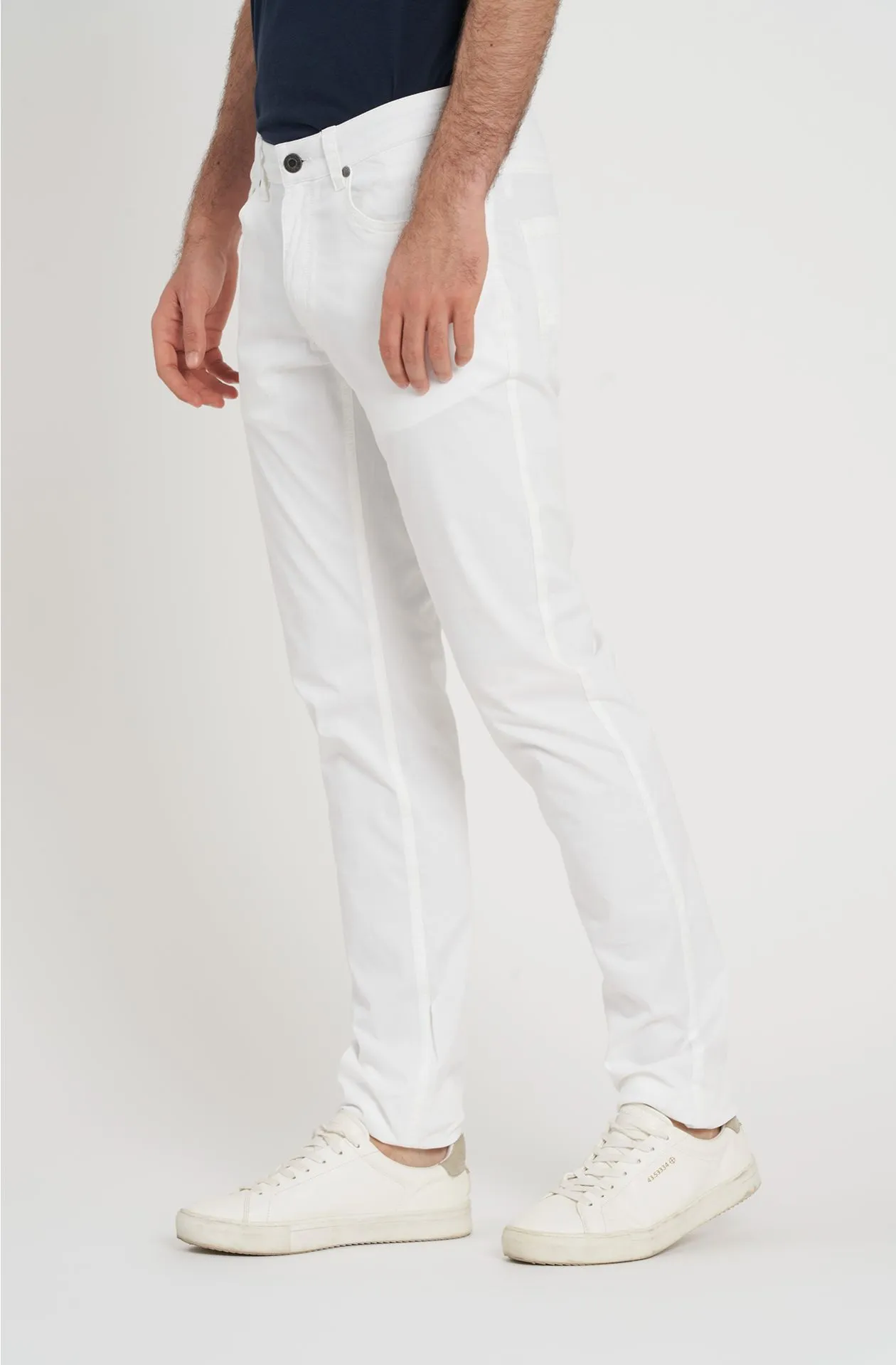     Pantaloni cinque tasche